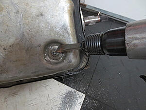 Anybody strip a converter bolt?-wfo52hc.jpg