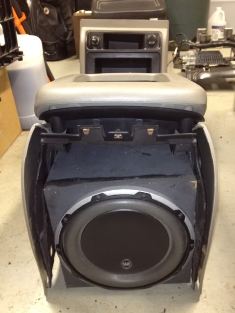 Stereo Build Lets Play Hide The Jl Audio 10w6v2 Performancetrucks Net Forums